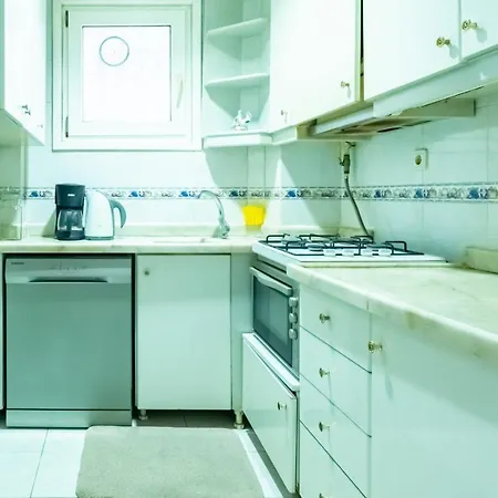 Daire Captivating And Flat Near Osmanbey Metro With Balcony In Sisli *